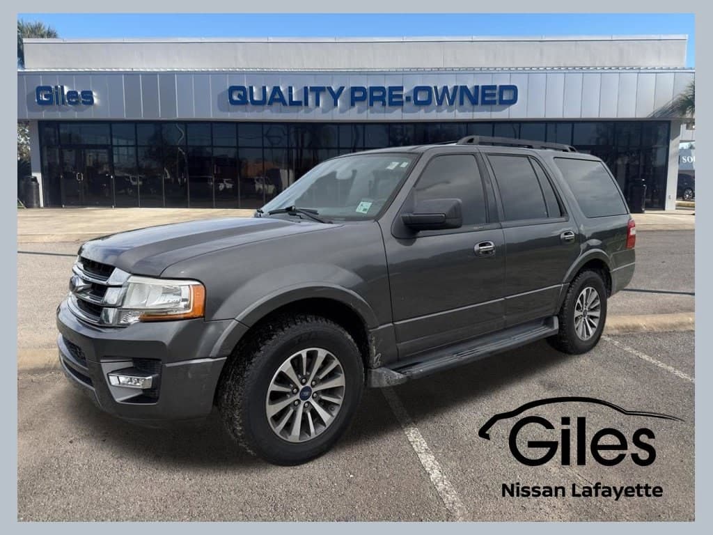 2016 Ford Expedition XLT — photo 1 of 20