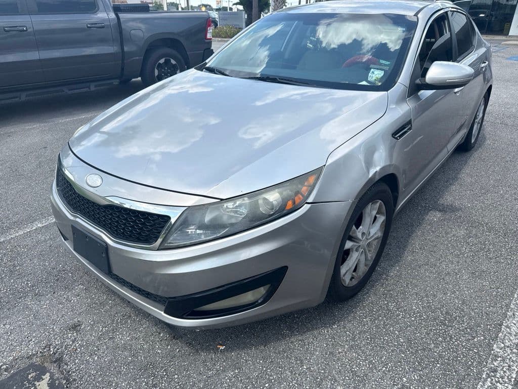 2013 Kia Optima LX — photo 1 of 7