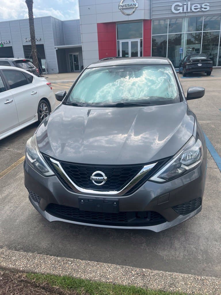 2019 Nissan Sentra S — photo 1 of 3