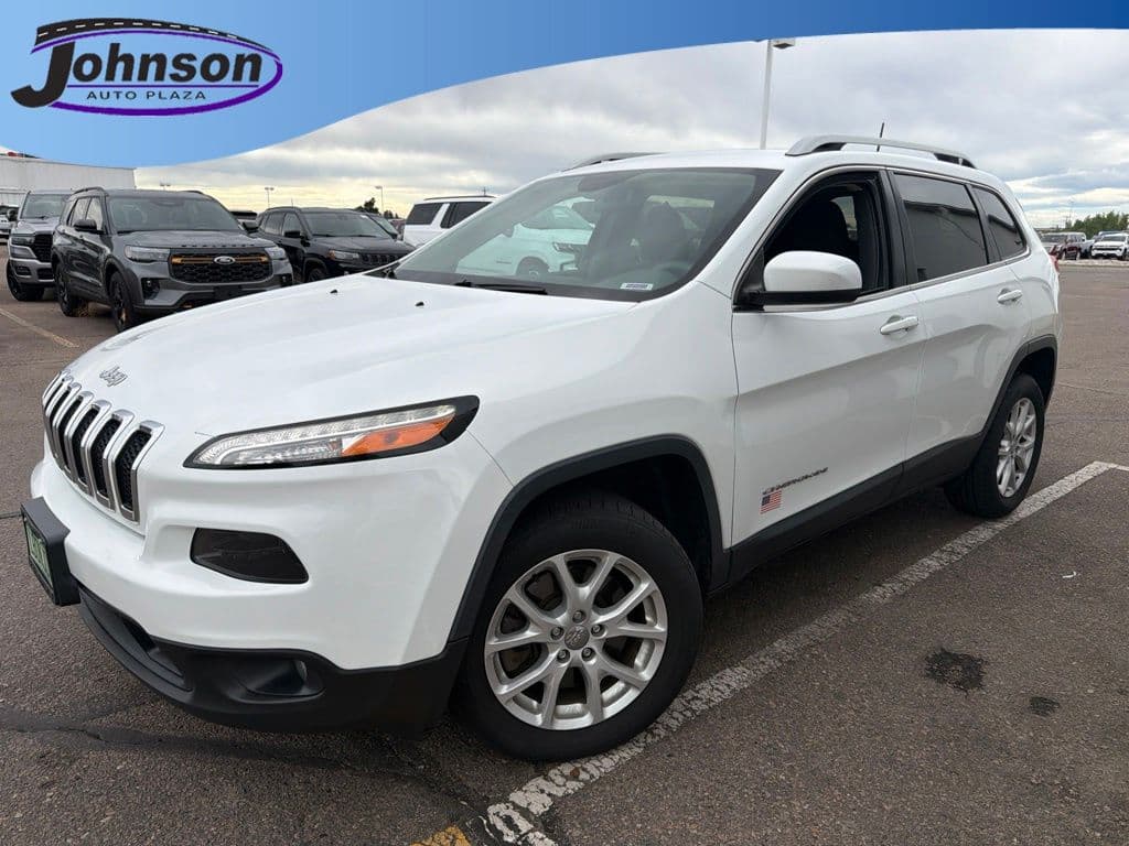 2016 Jeep Cherokee Latitude — photo 1 of 4