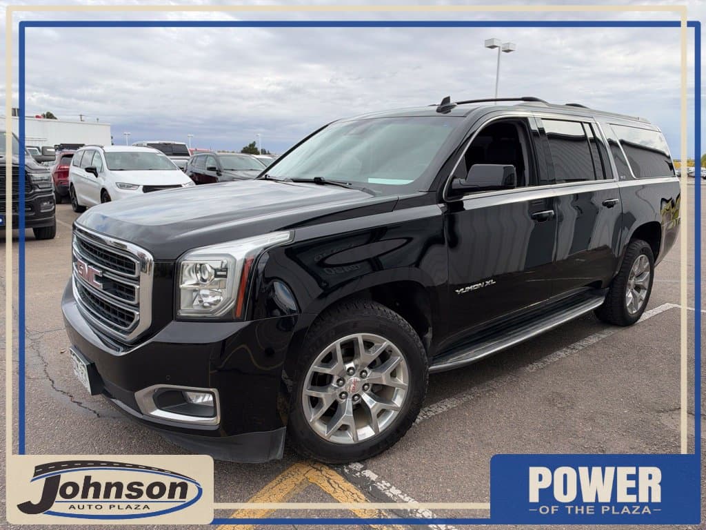 2019 GMC Yukon XL SLT — photo 1 of 3