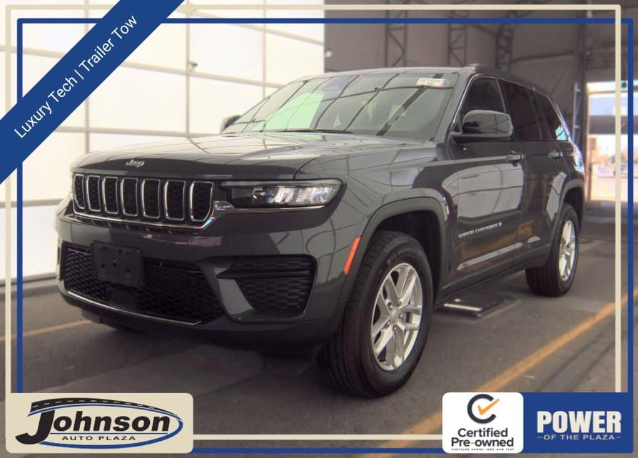 2025 Jeep Grand Cherokee Laredo — photo 1 of 8