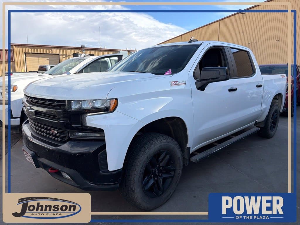 2021 Chevrolet Silverado 1500 LT Trail Boss — photo 1 of 3