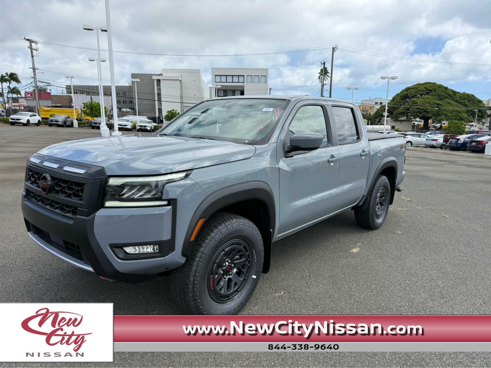 2026 Nissan Frontier PRO-4X — photo 1 of 12