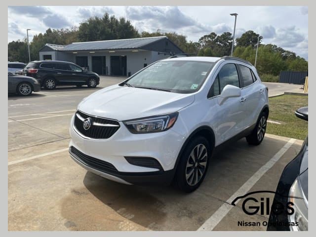 2021 Buick Encore Preferred — photo 1 of 5