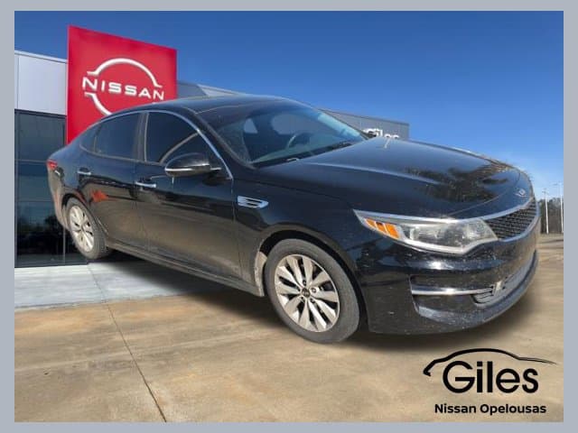 2017 Kia Optima LX — photo 1 of 5