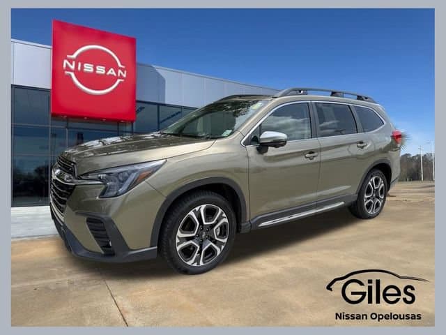 2023 Subaru Ascent Limited — photo 1 of 23