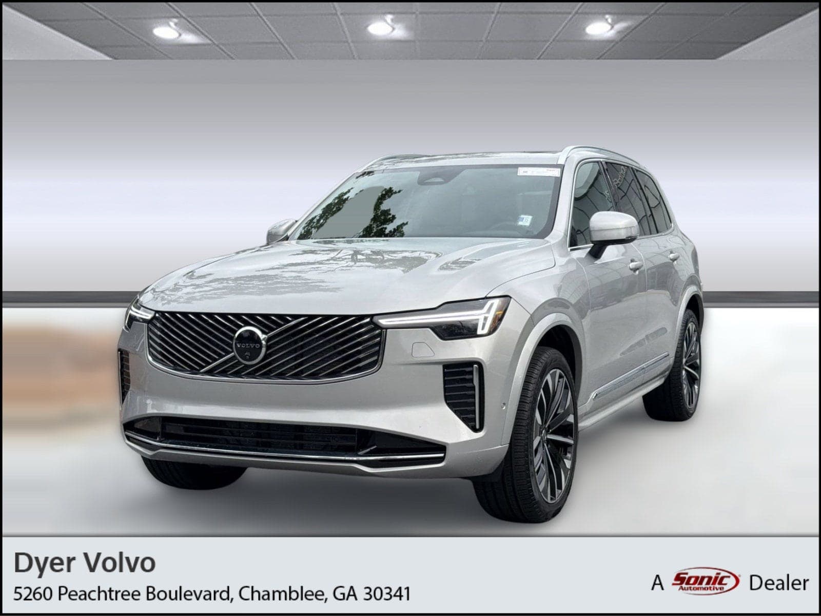 2025 Volvo XC90 Plus — photo 1 of 31