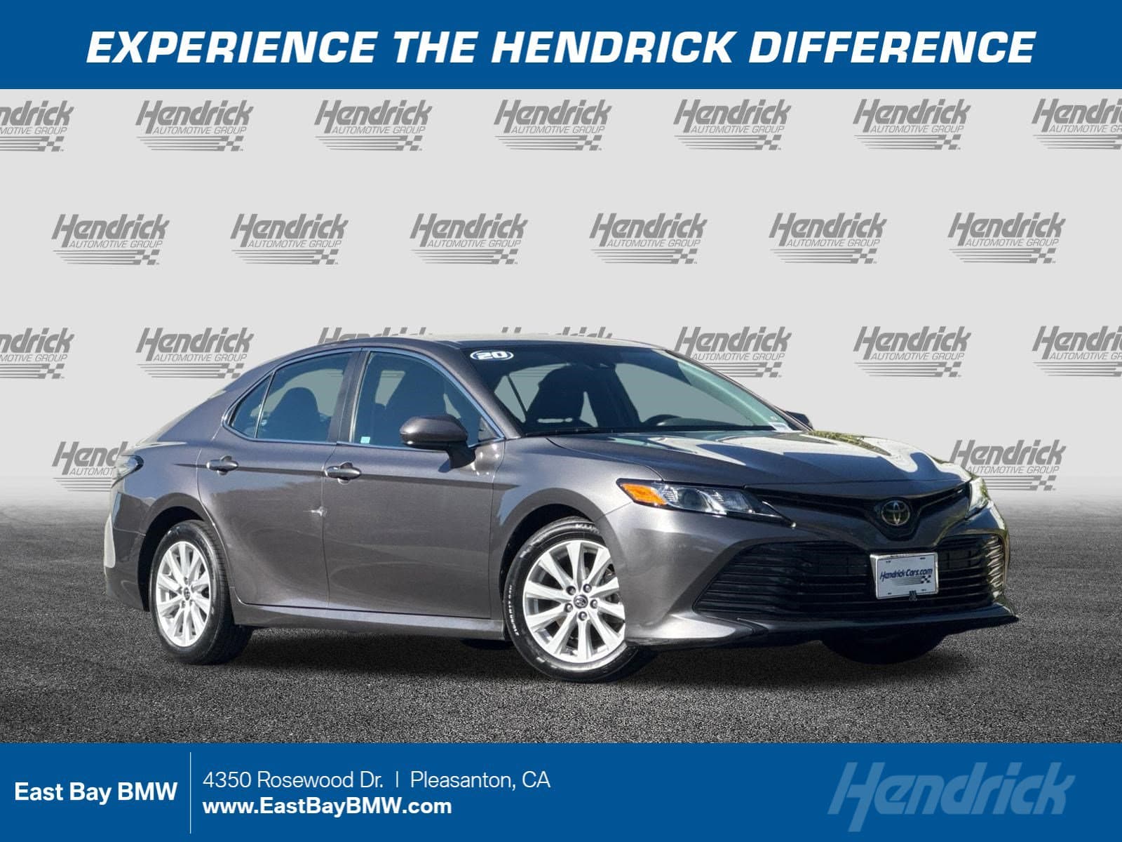 2020 Toyota Camry LE — photo 1 of 40