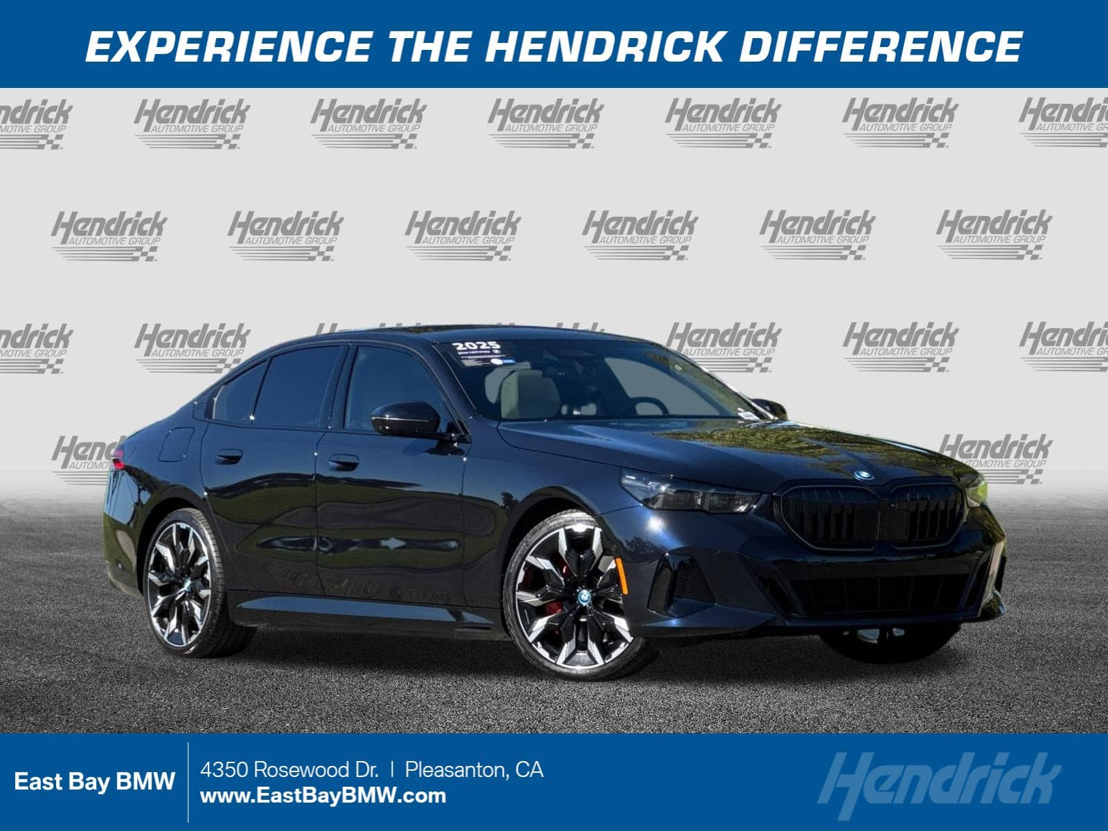 2025 BMW 5 Series 550e xDrive — photo 1 of 40
