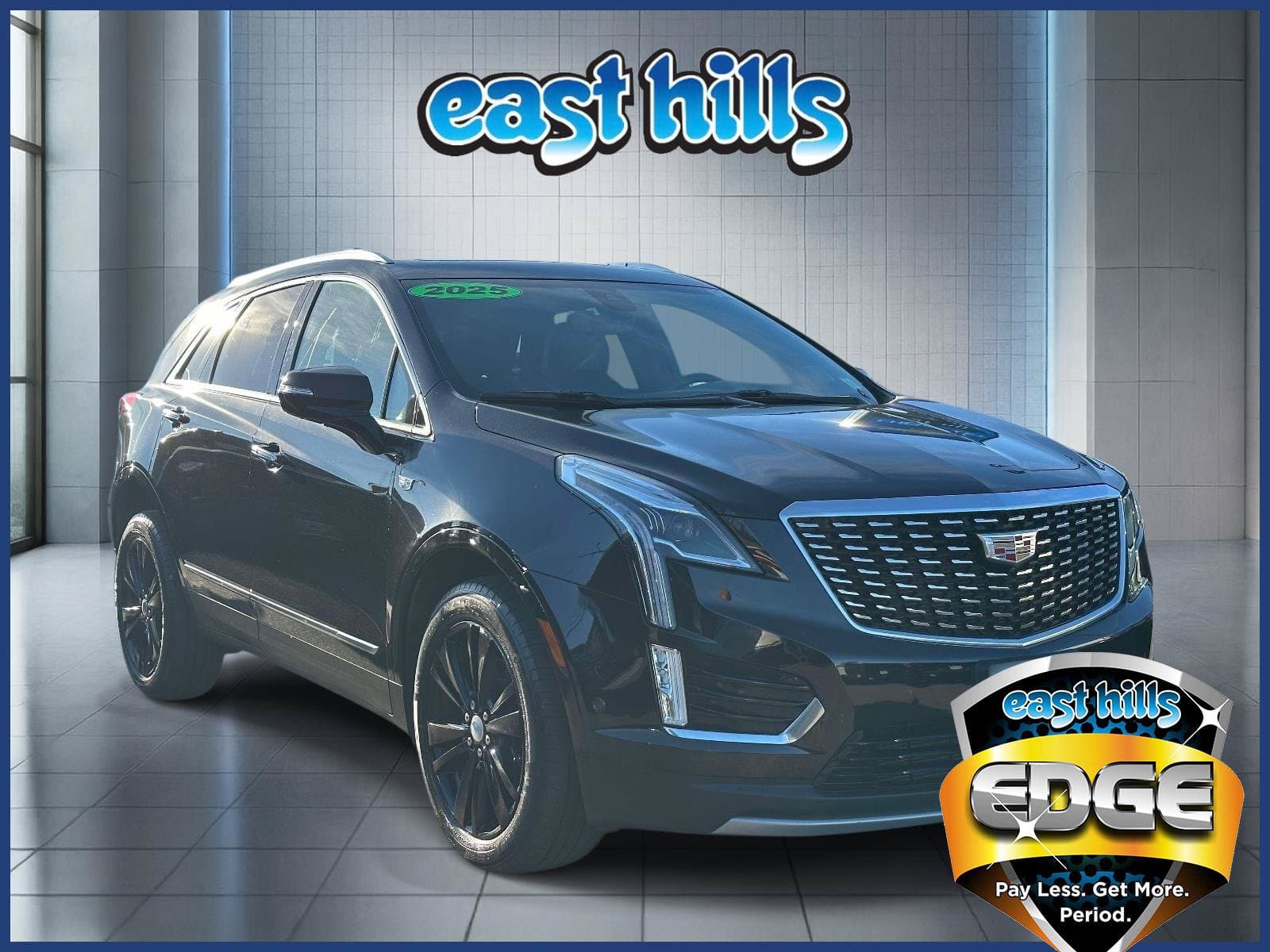 2025 Cadillac XT5 Base — photo 1 of 35