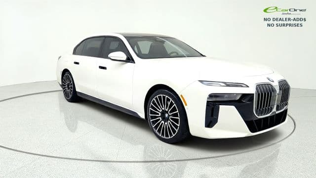 2026 BMW 7 Series 740i | PREM | PANO SKY LOUNGE LED ROOF | GLASS CNTRLS | 21" WHLS — photo 1 of 82