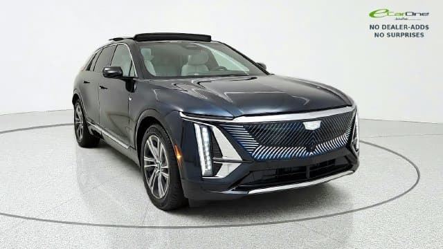 2024 Cadillac LYRIQ Base — photo 1 of 89
