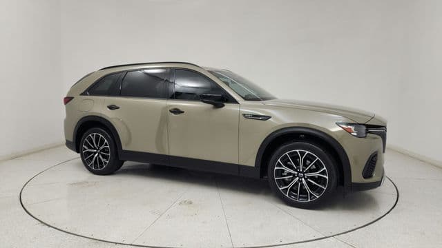 2025 Mazda CX-70 PHEV Base — photo 1 of 36