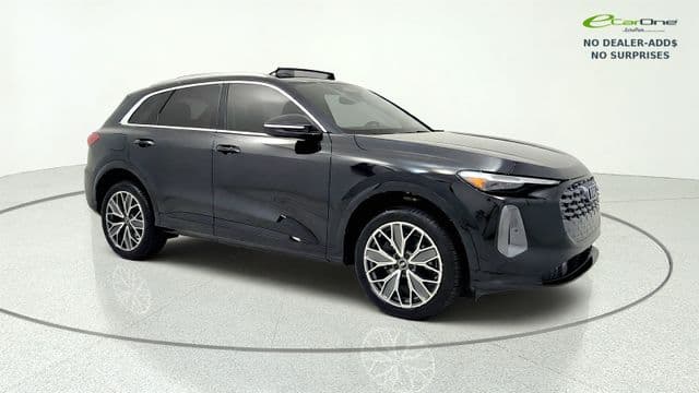 2025 Audi Q5 Base — photo 1 of 75