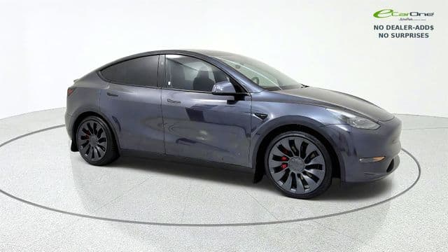 2025 Tesla Model Y Base — photo 1 of 79