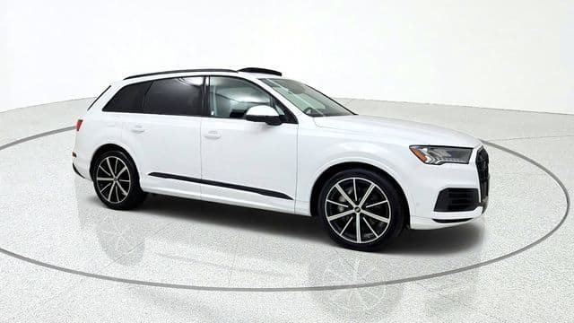 2023 Audi Q7 Prestige — photo 1 of 86