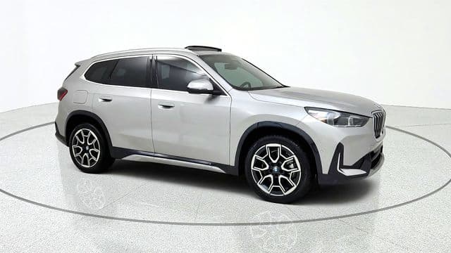 2026 BMW X1 xDrive28i — photo 1 of 81