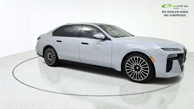 2026 BMW 7 Series Base — photo 1 of 82