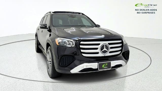 2025 Mercedes-Benz GLS Base — photo 1 of 86