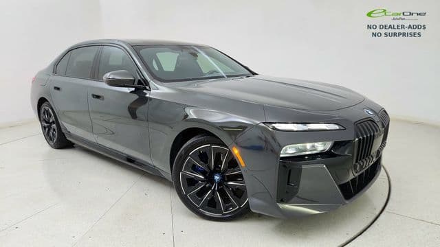 2023 BMW i7 xDrive60 — photo 1 of 61