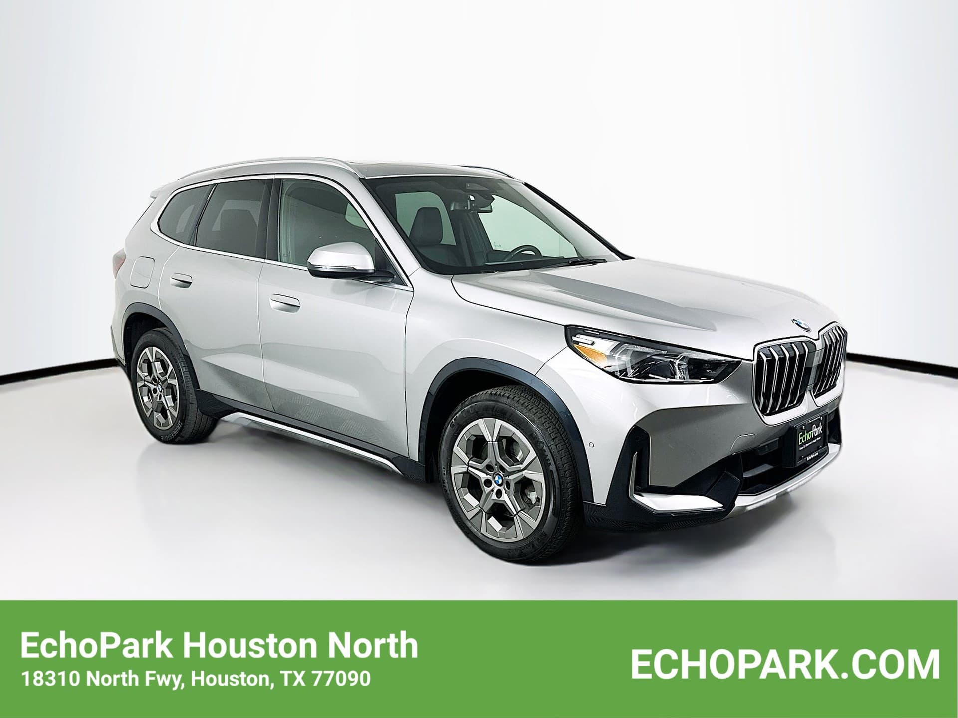 2025 BMW X1 xDrive28i — photo 1 of 32