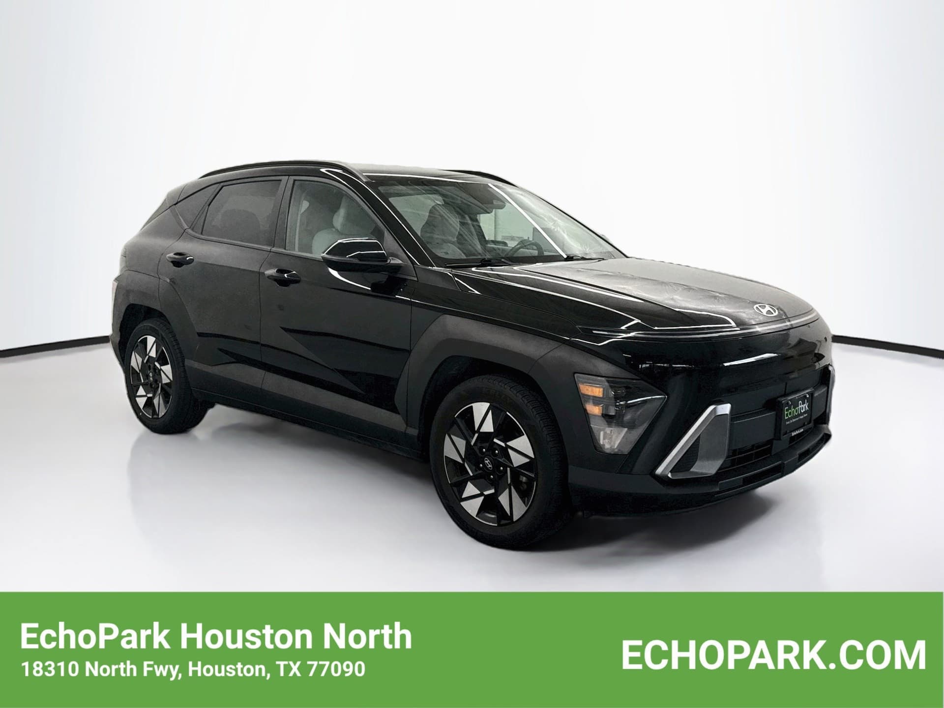 2025 Hyundai Kona SEL — photo 1 of 30