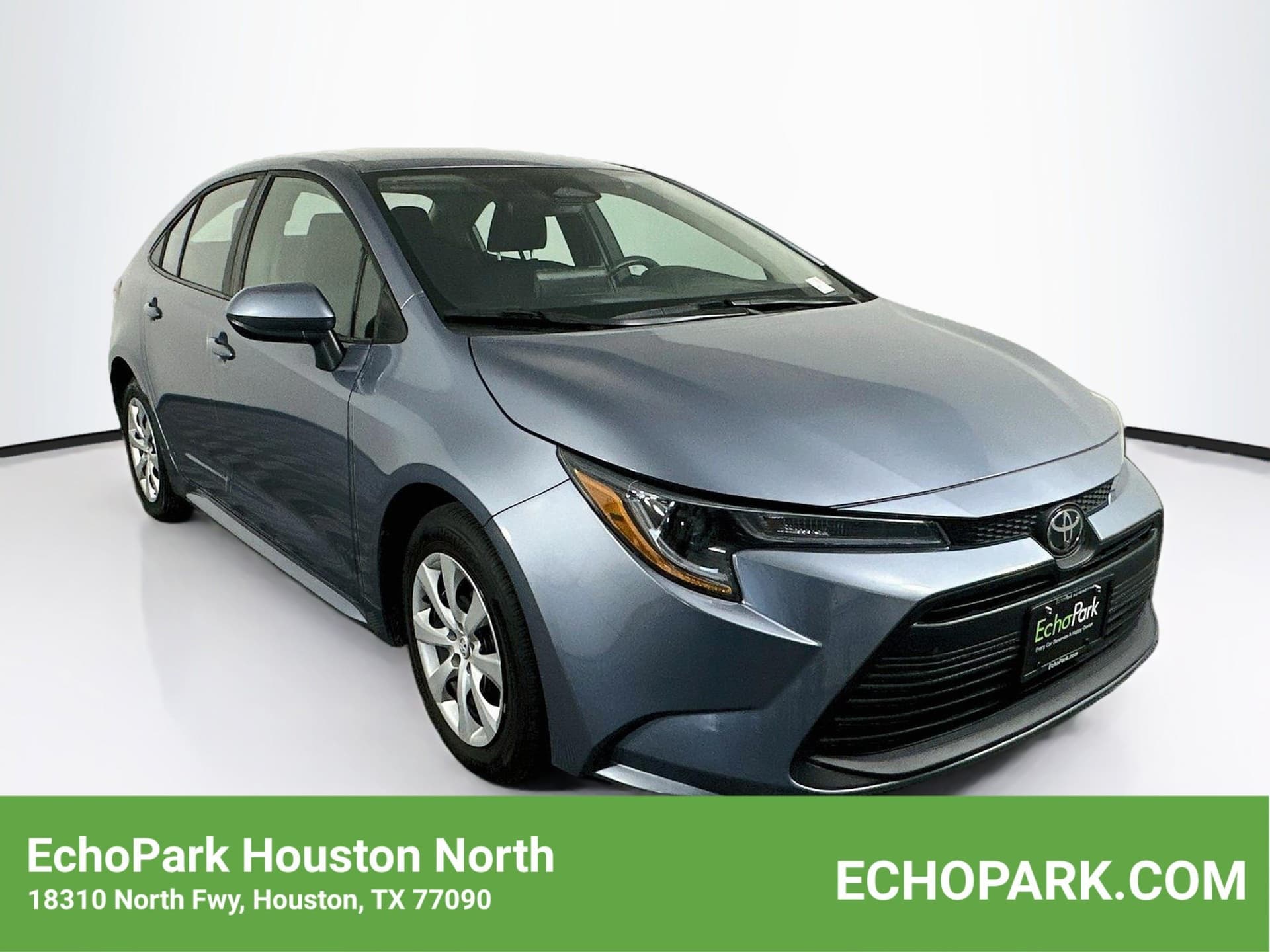 2025 Toyota Corolla LE — photo 1 of 27