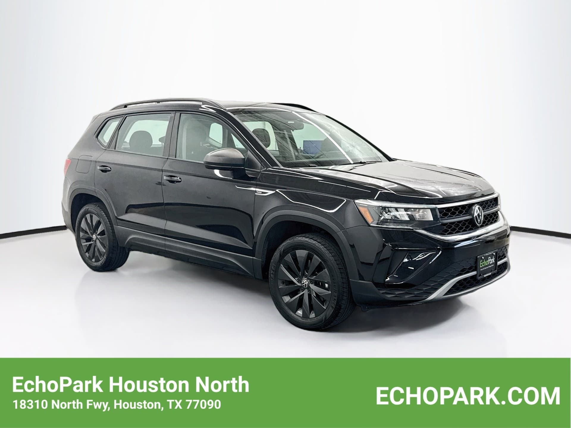 2023 Volkswagen Taos S — photo 1 of 26