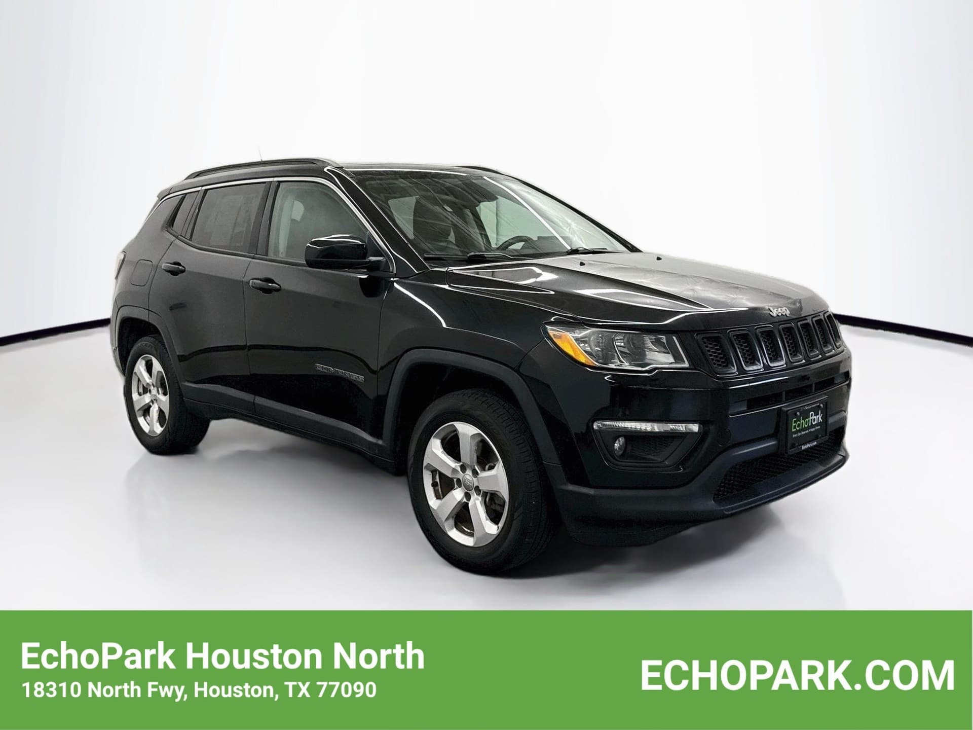 2018 Jeep Compass Latitude 4x4 — photo 1 of 29