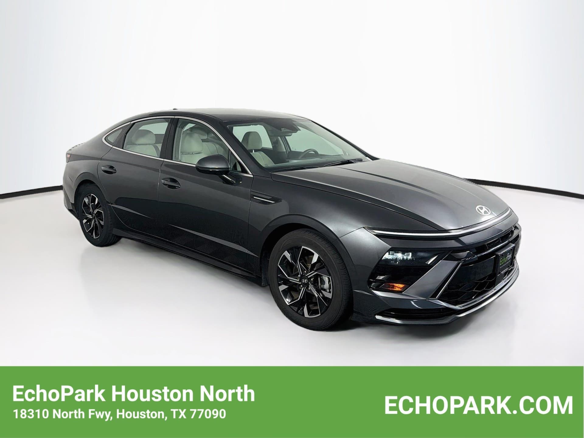 2025 Hyundai Sonata SEL — photo 1 of 30