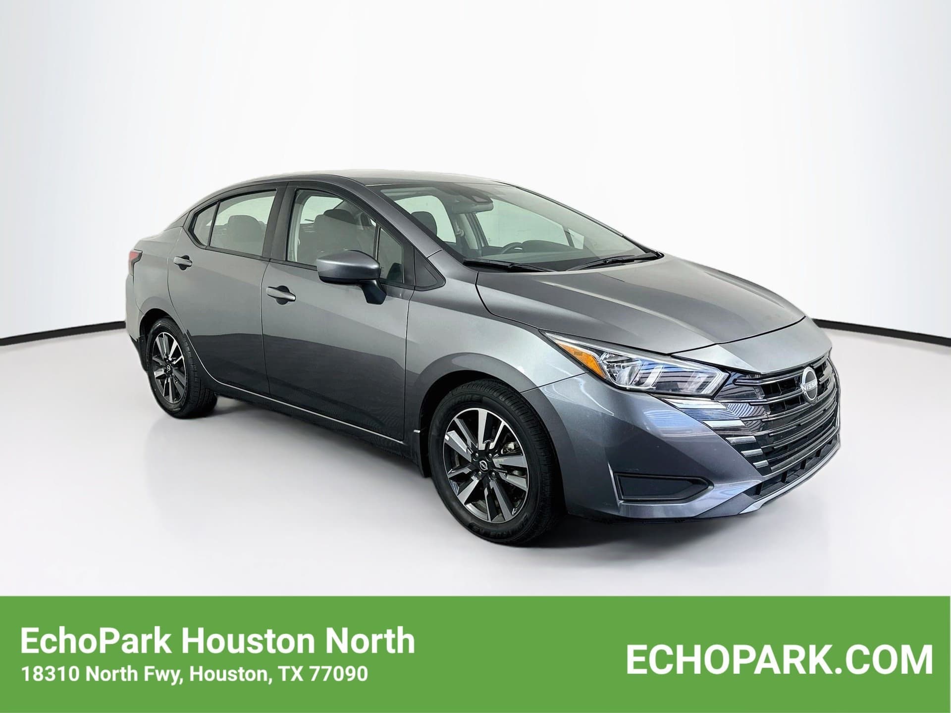 2024 Nissan Versa 1.6 SV — photo 1 of 27