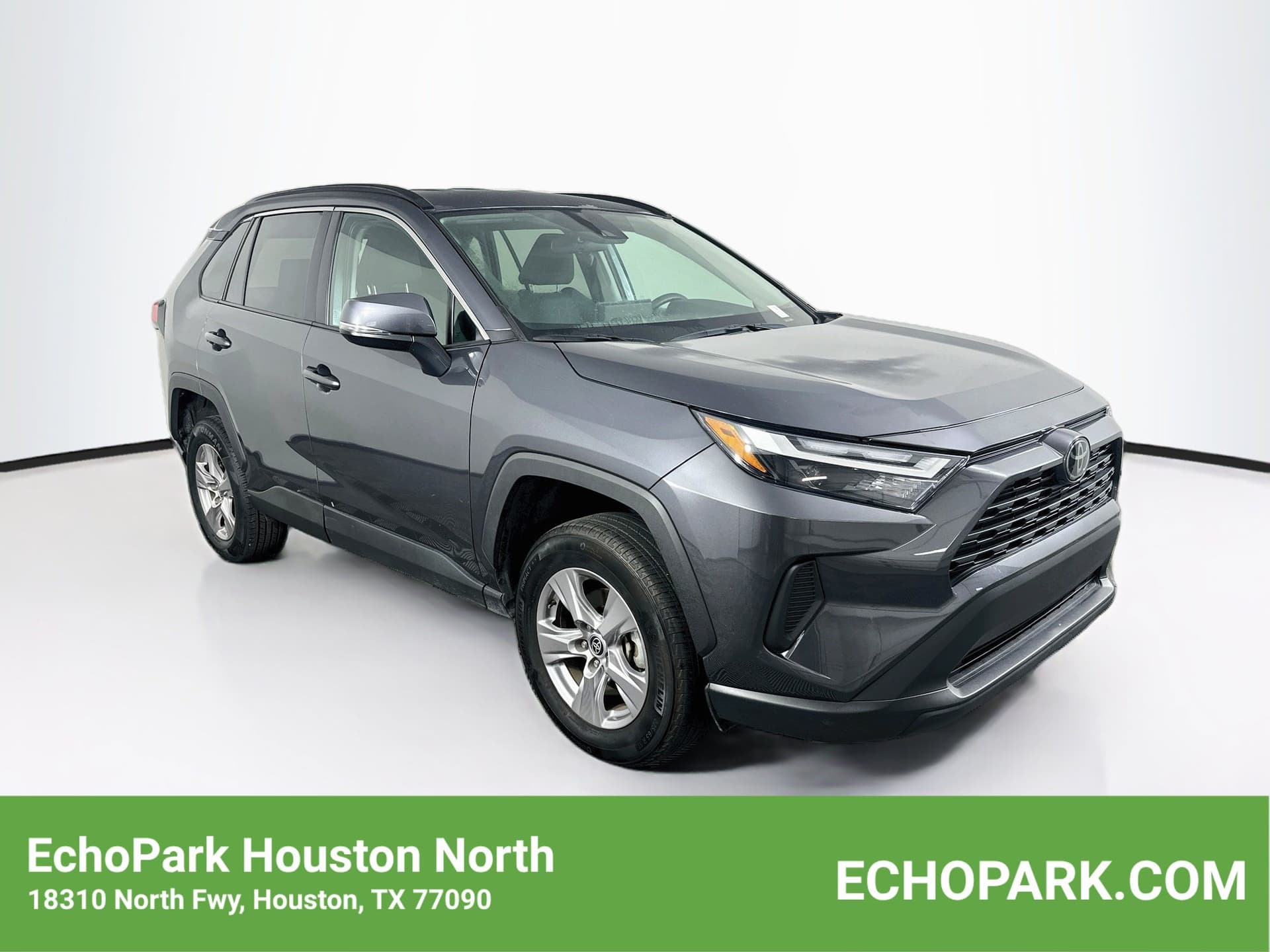 2025 Toyota RAV4 XLE — photo 1 of 30