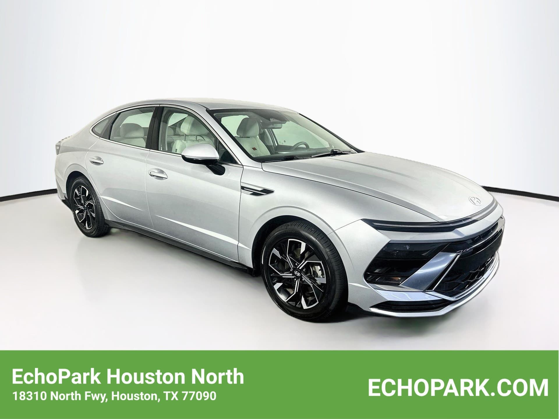 2025 Hyundai Sonata SEL — photo 1 of 28