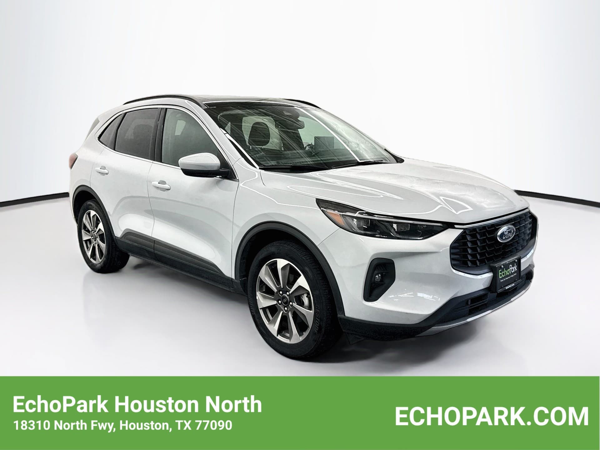 2025 Ford Escape Platinum — photo 1 of 31