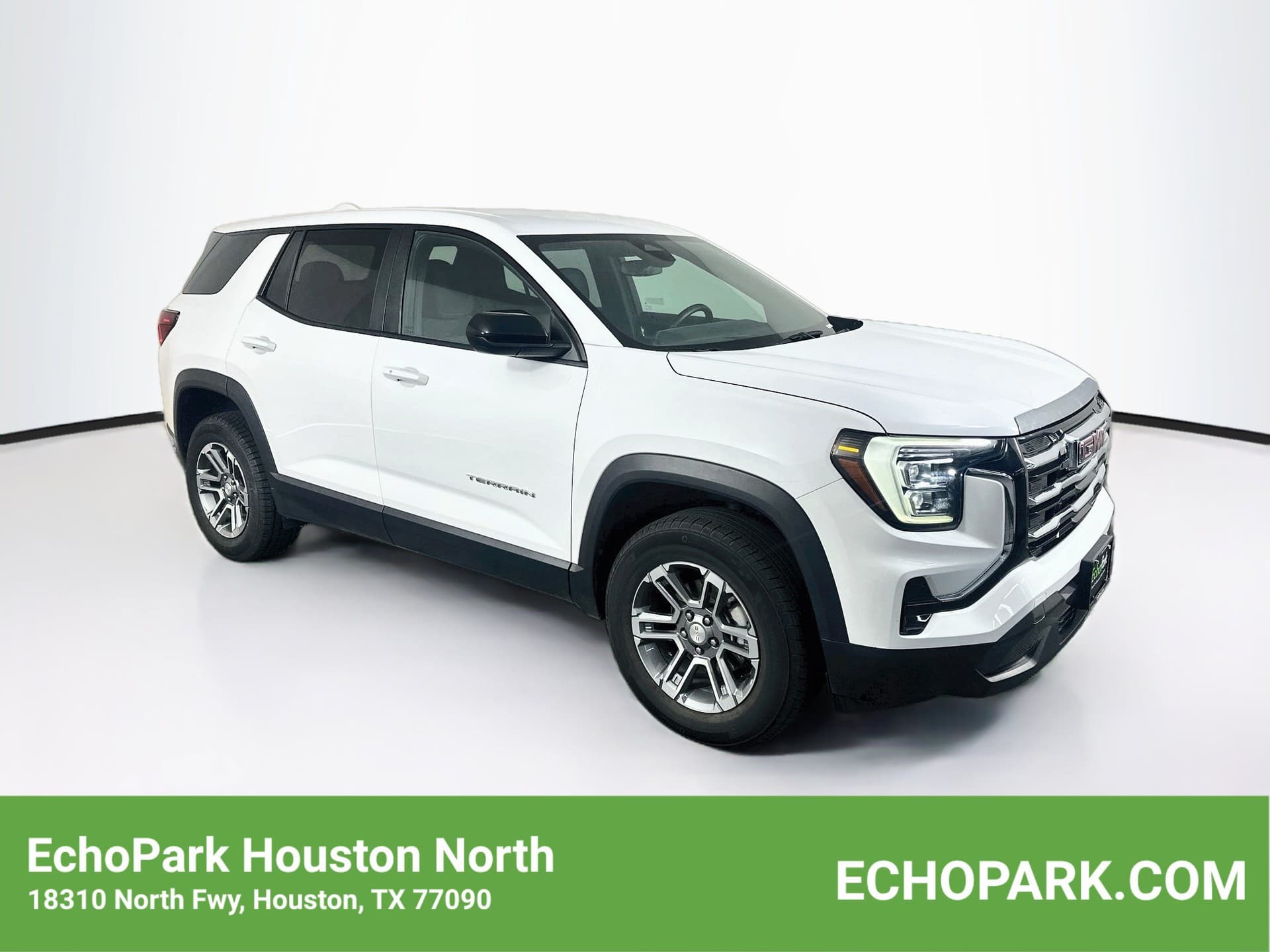2025 GMC Terrain FWD Elevation — photo 1 of 28