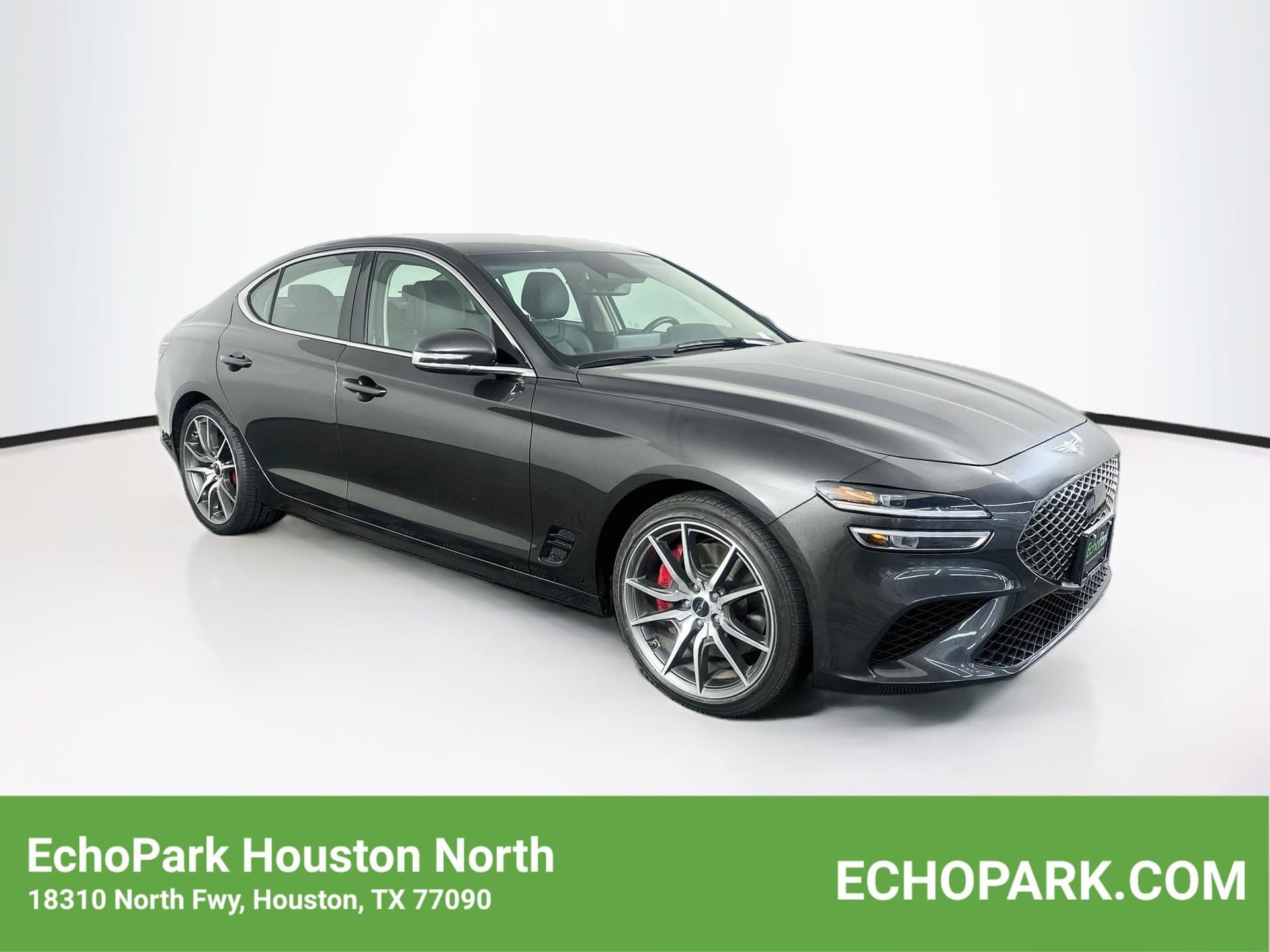 2025 Genesis G70 2.5T — photo 1 of 28