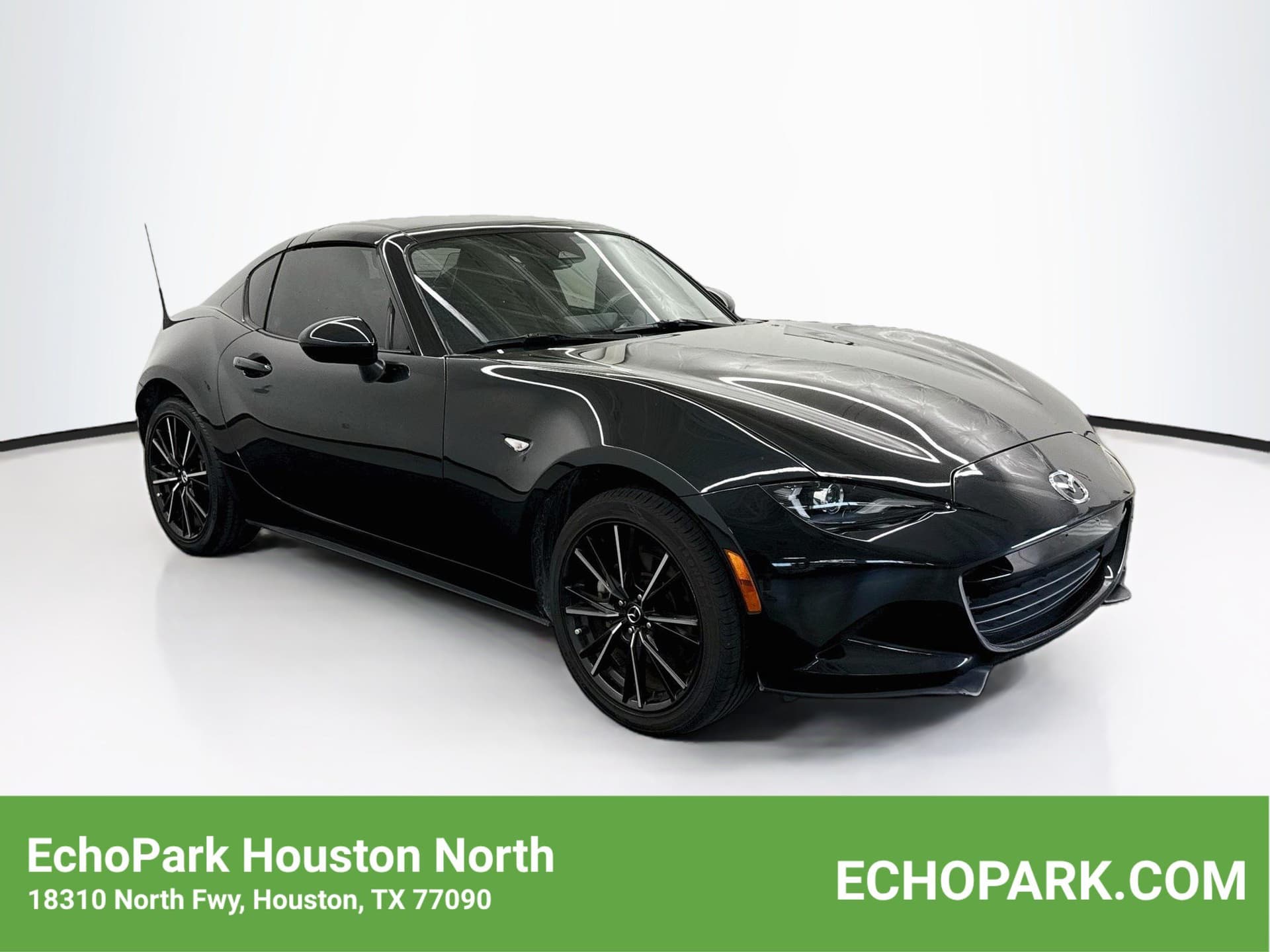 2025 Mazda MX-5 Miata RF Grand Touring — photo 1 of 26