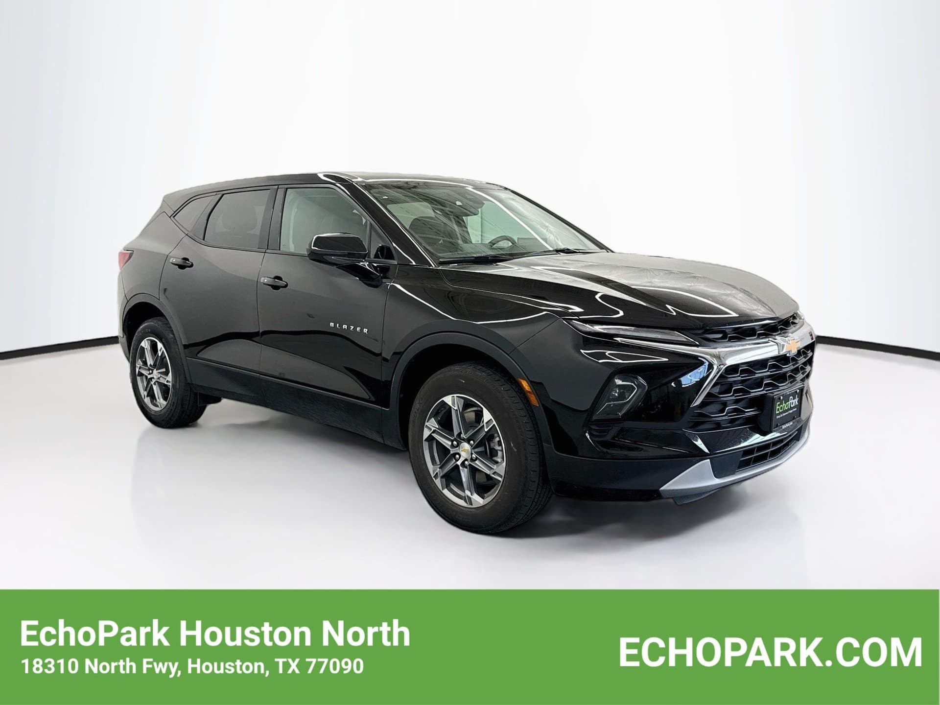 2026 Chevrolet Blazer Base — photo 1 of 29