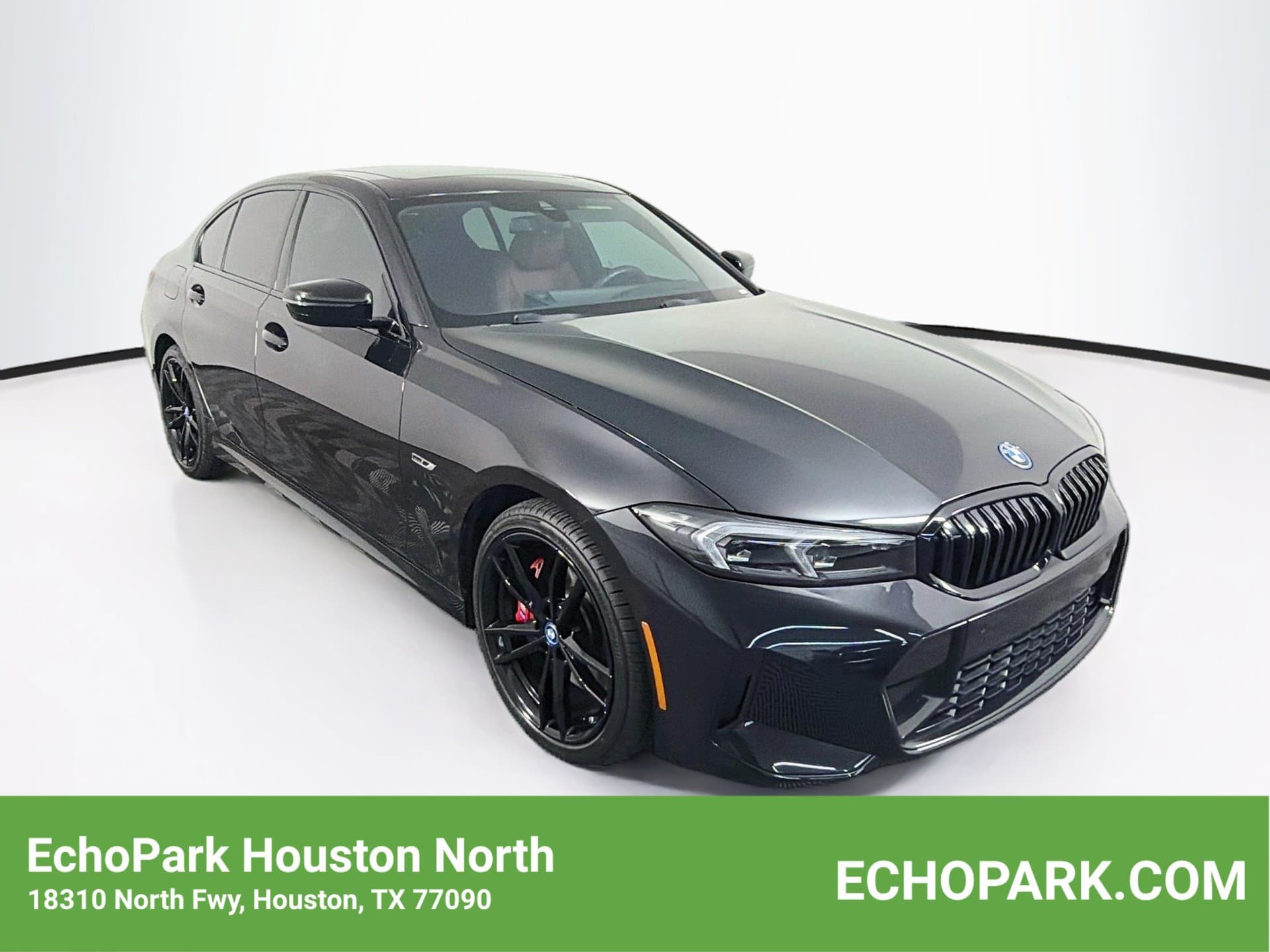 2023 BMW 3 Series 330e — photo 1 of 31