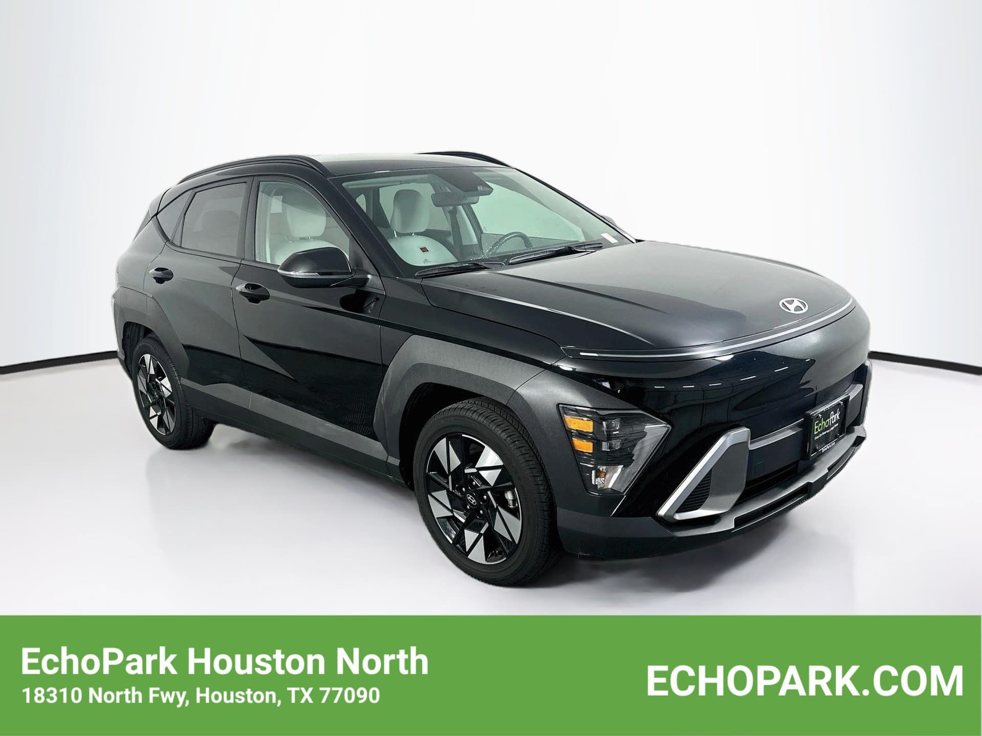 2025 Hyundai Kona SEL — photo 1 of 30