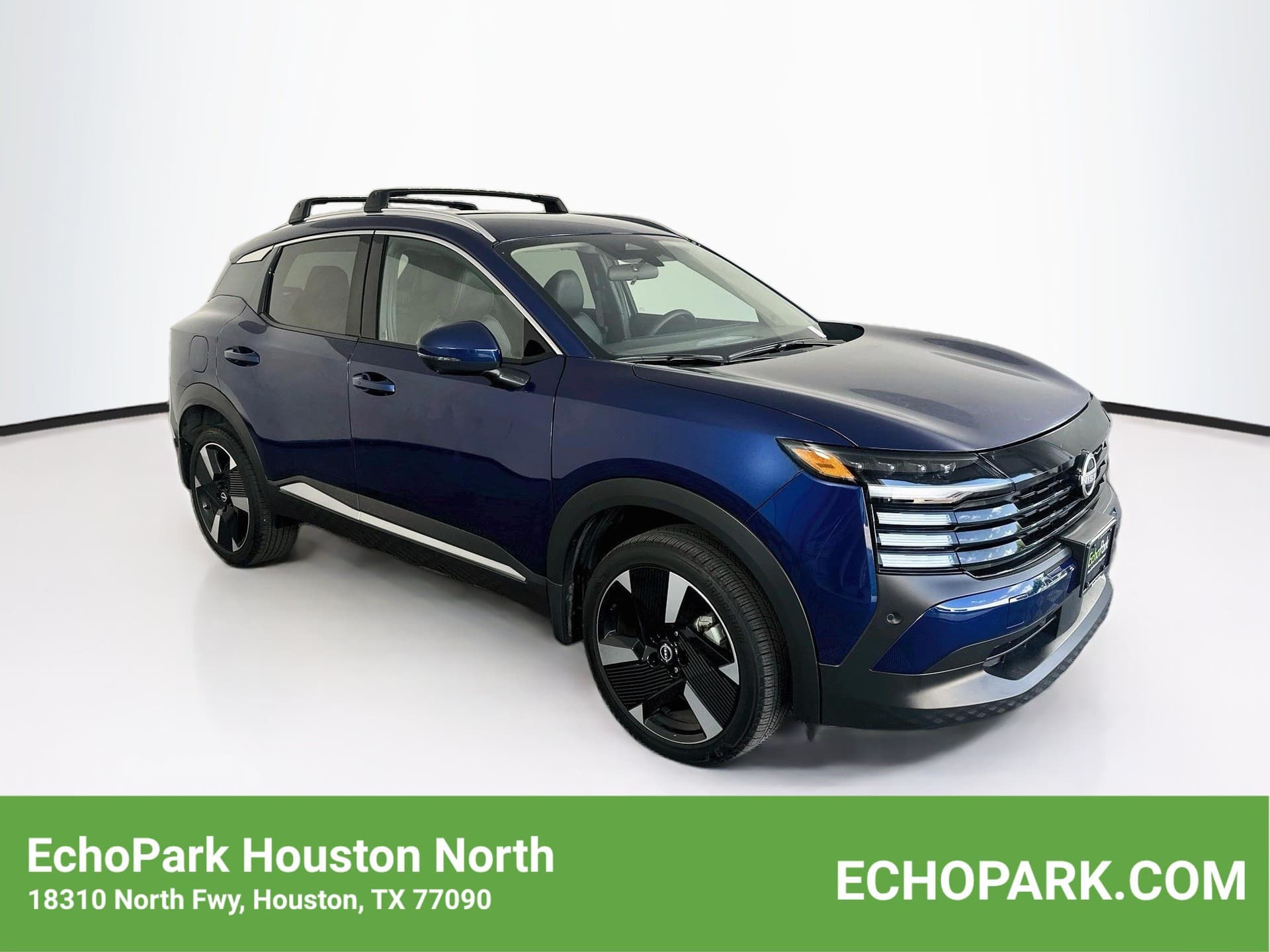 2025 Nissan Kicks SR — photo 1 of 27