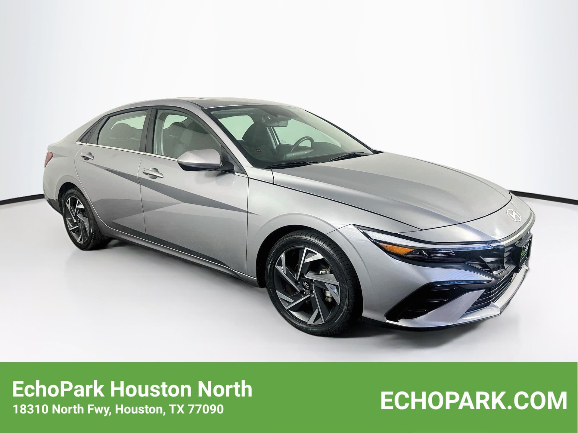 2025 Hyundai Elantra SEL Convenience — photo 1 of 29