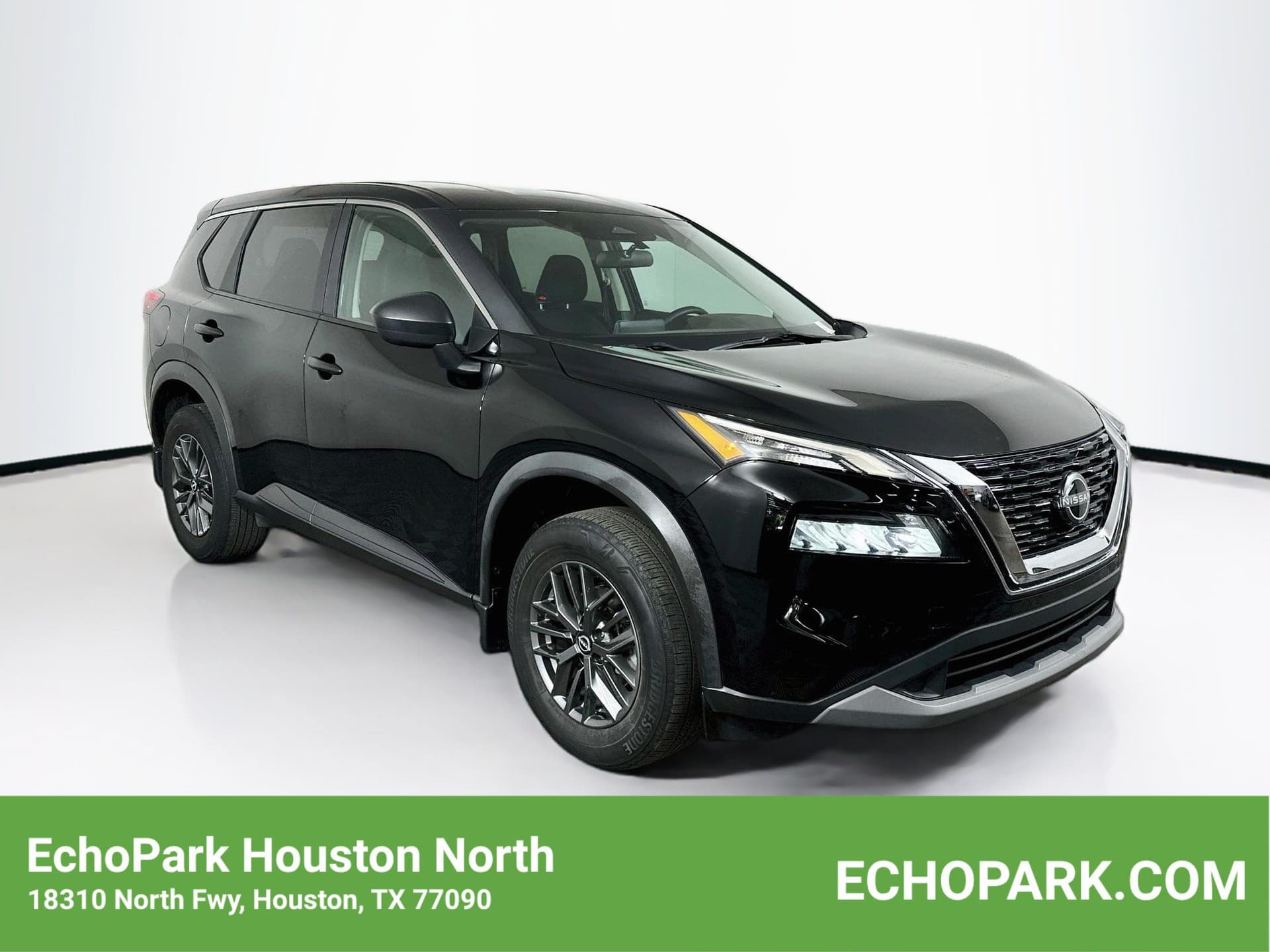 2023 Nissan Rogue S — photo 1 of 28