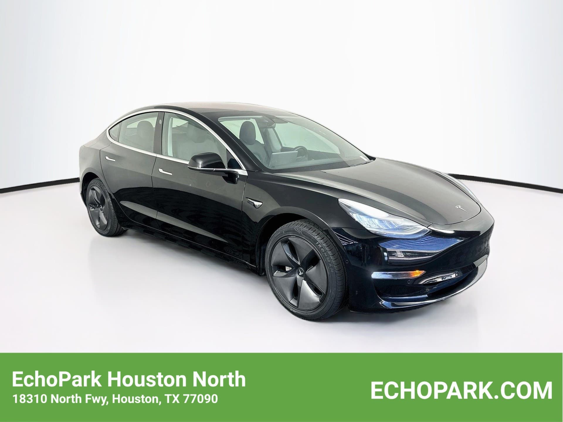 2018 Tesla Model 3 Mid Range — photo 1 of 29