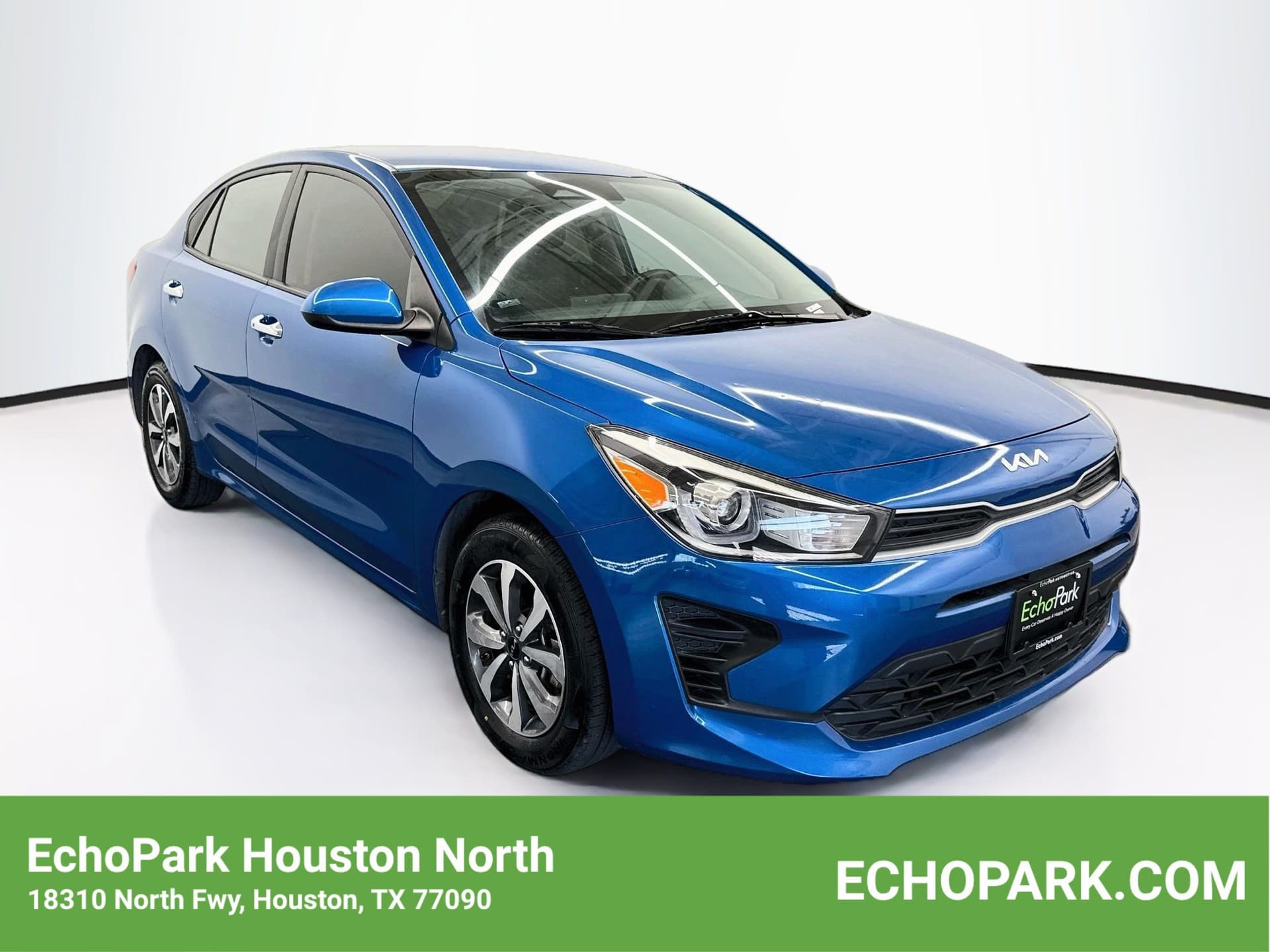2023 Kia Rio S — photo 1 of 26
