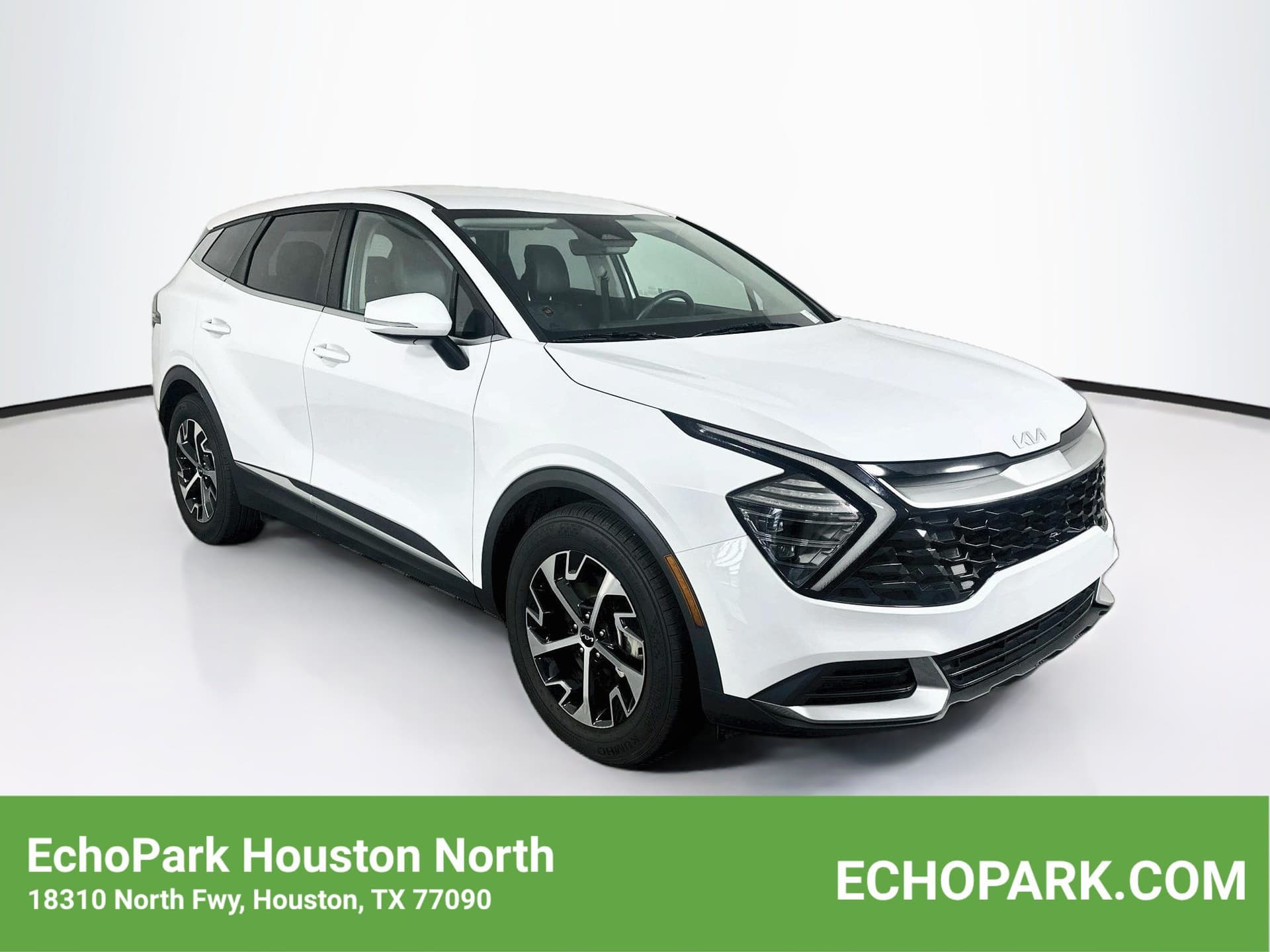 2025 Kia Sportage EX — photo 1 of 30