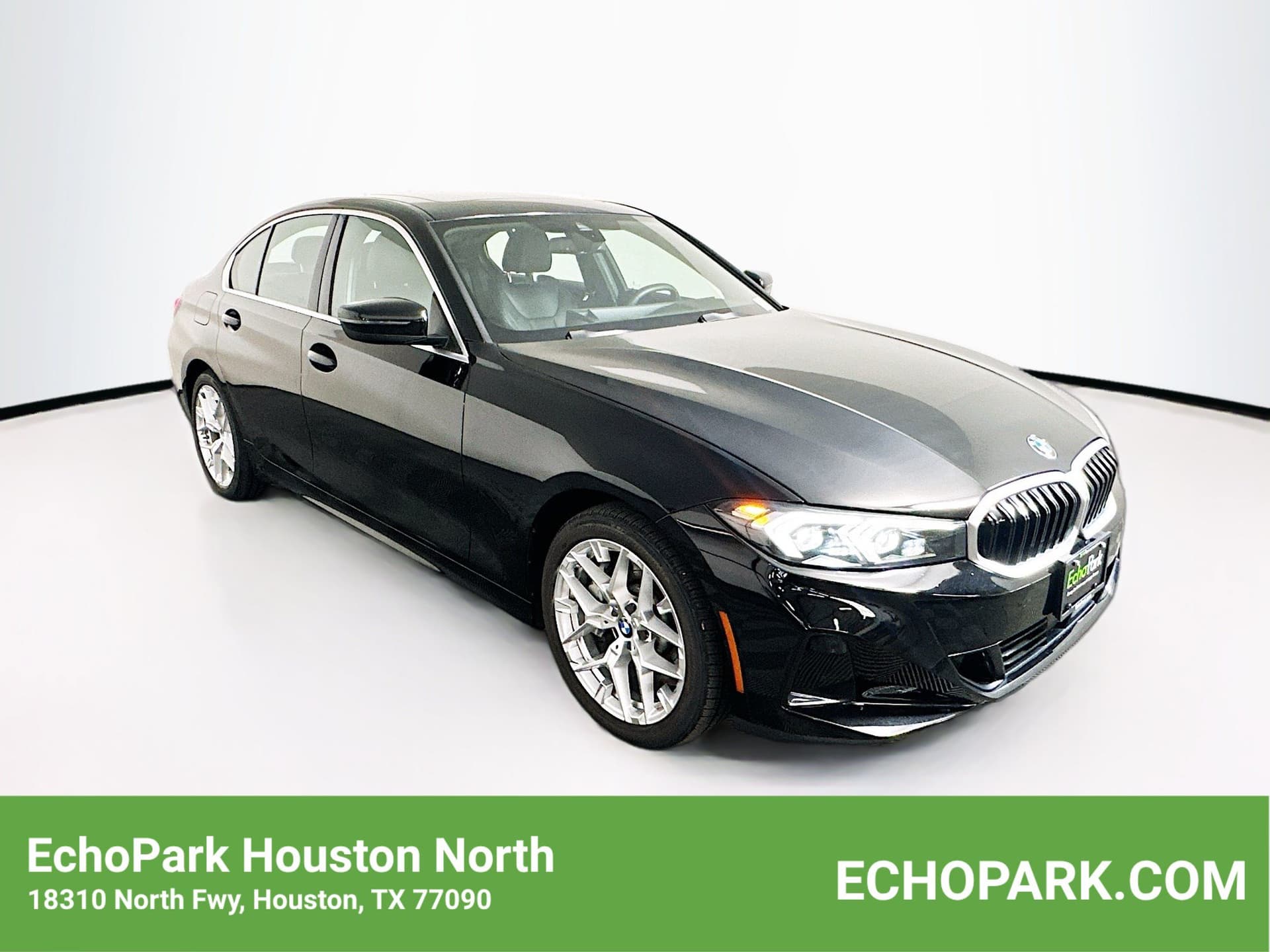 2025 BMW 330i Base — photo 1 of 31