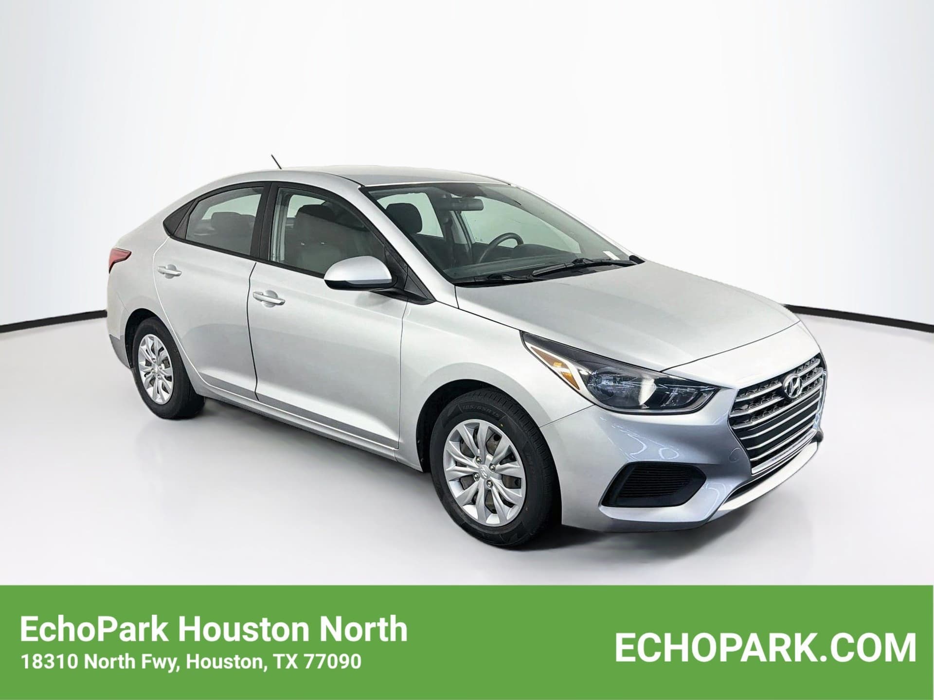 2022 Hyundai Accent SE — photo 1 of 27