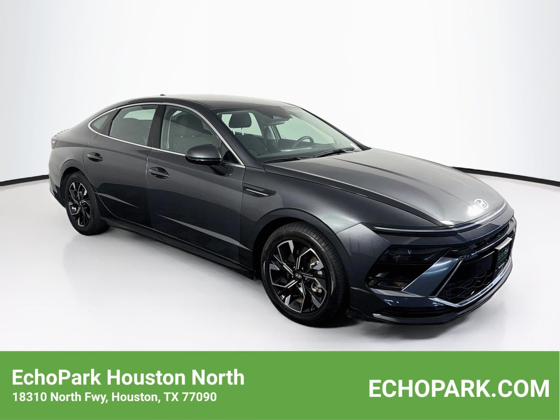 2025 Hyundai Sonata SEL — photo 1 of 30